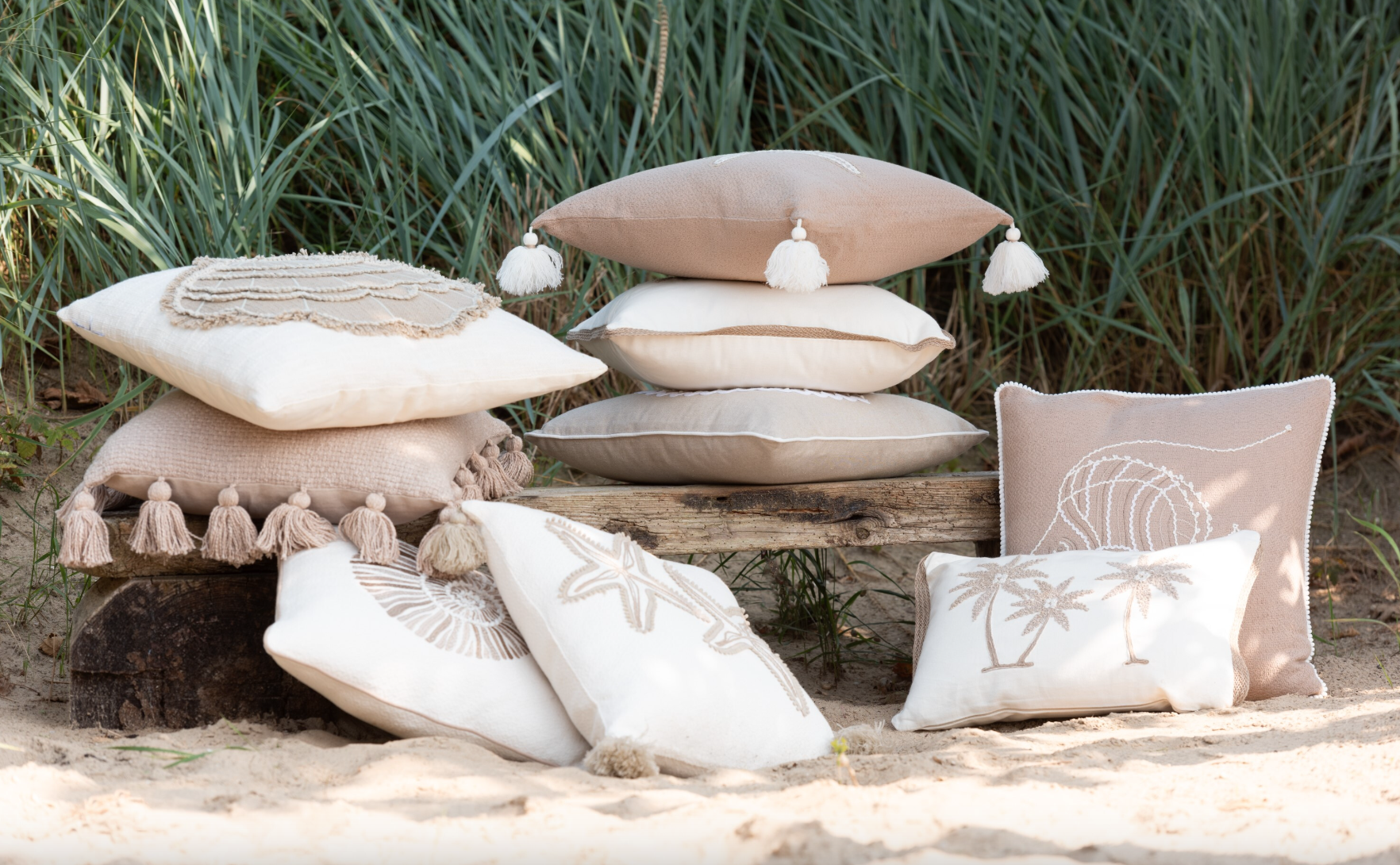 CUSHION SQU PALM TR COT CR:BEI.4