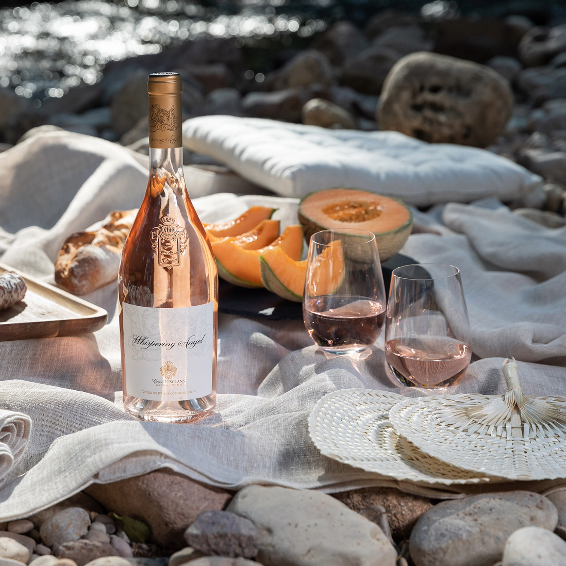 chateau-desclans-whispering-angel-rose-03