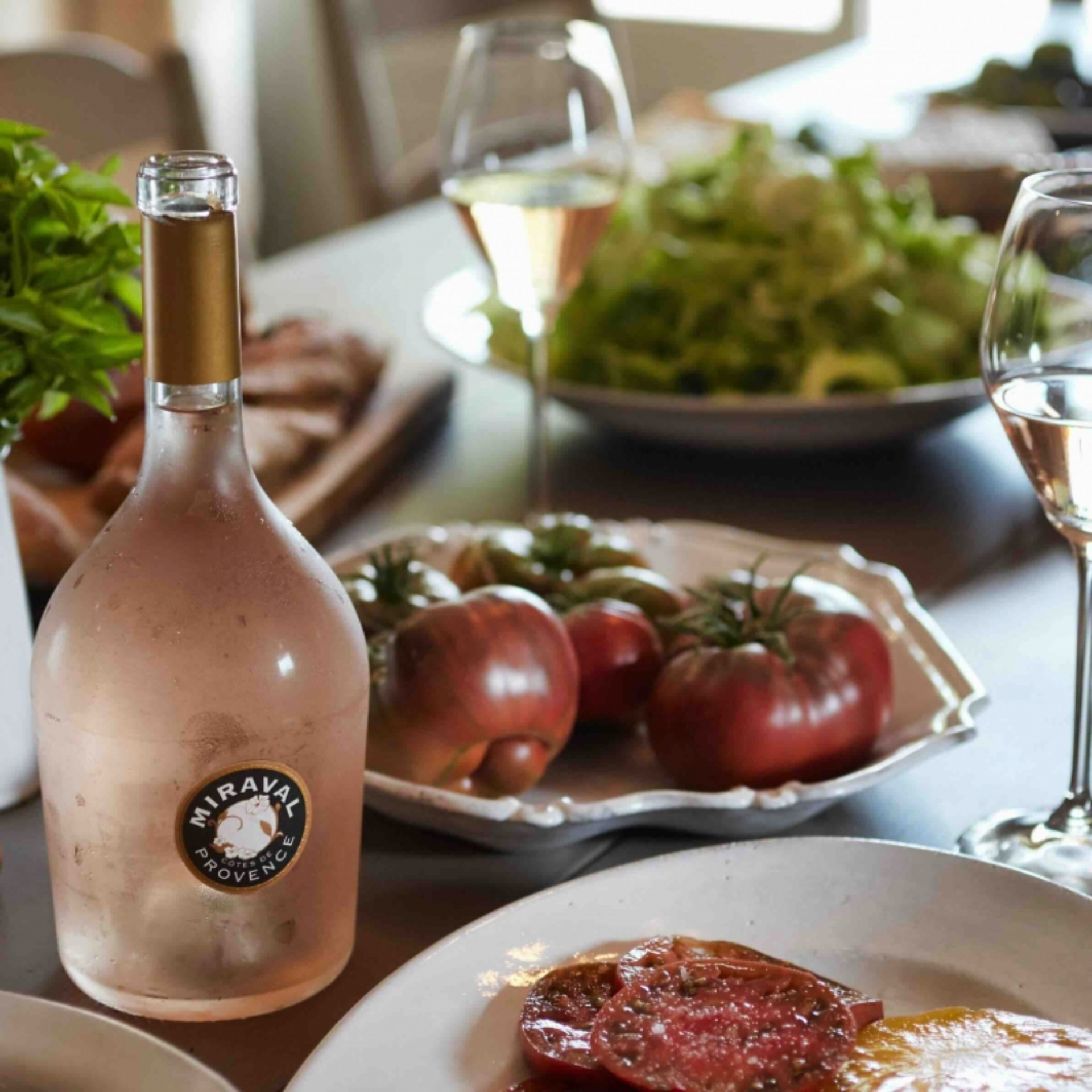 chateau-miraval-cotes-de-provence-rose-03