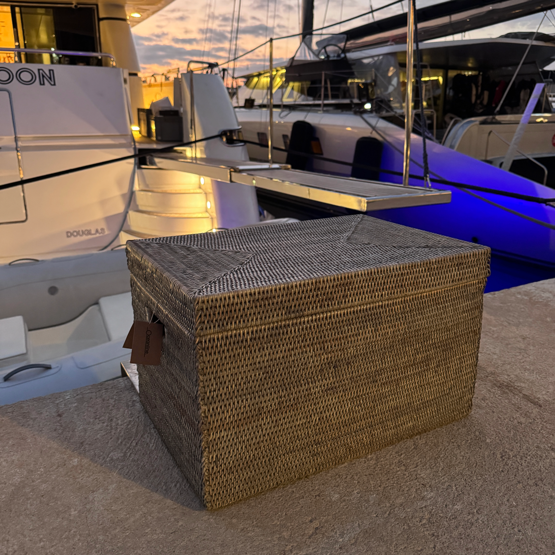 natural-rattan-chest-03