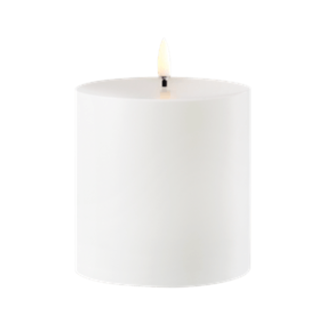 SMOOTH-WHITE-OUTDOOR-PILLAR-CANDLE-10CM