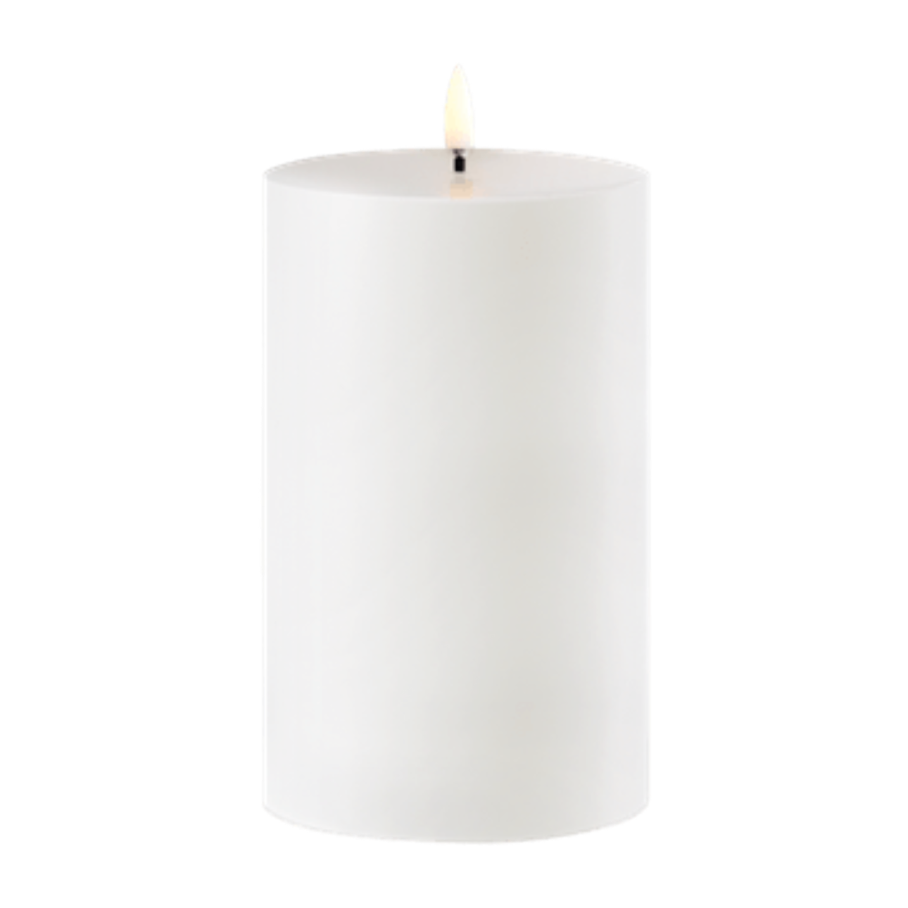 SMOOTH-WHITE-OUTDOOR-PILLAR-CANDLE-15CM